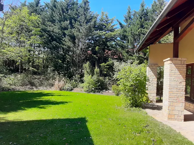 Eladó ház Mogyoród 384 nm