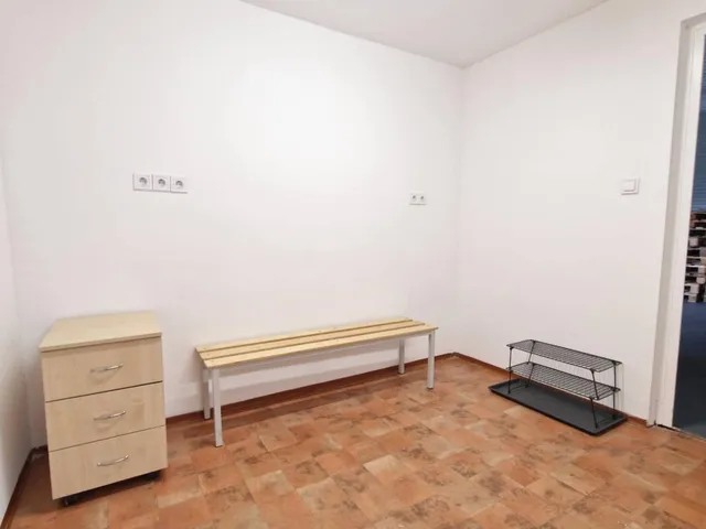 Kiadó kereskedelmi és ipari ingatlan Dunaharaszti 134 nm