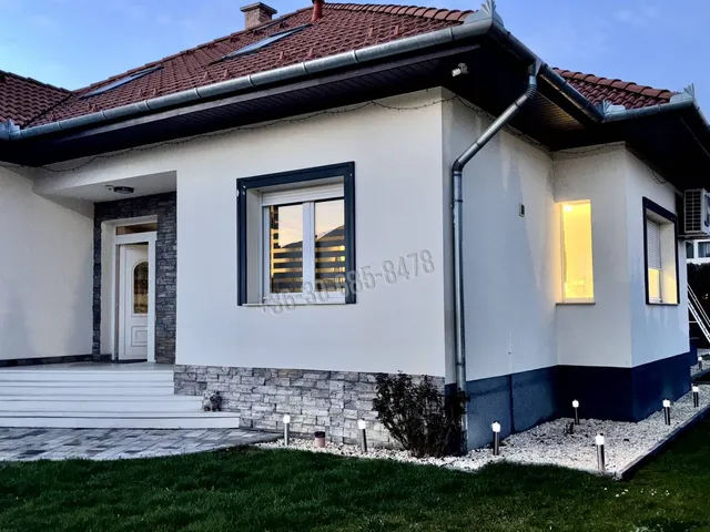 Eladó ház Dunaharaszti, Bezerédi-lakópark 240 nm