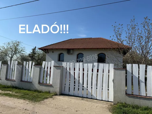 Eladó ház Dunaharaszti 240 nm