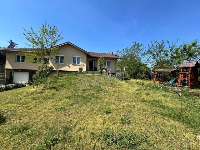 Eladó ház Szigetszentmiklós, Alsóbucka 170 nm
