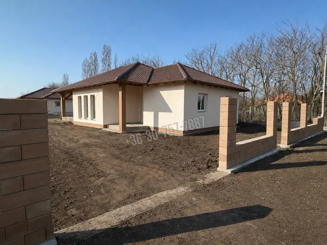 Eladó ház Kiskunlacháza 100 nm