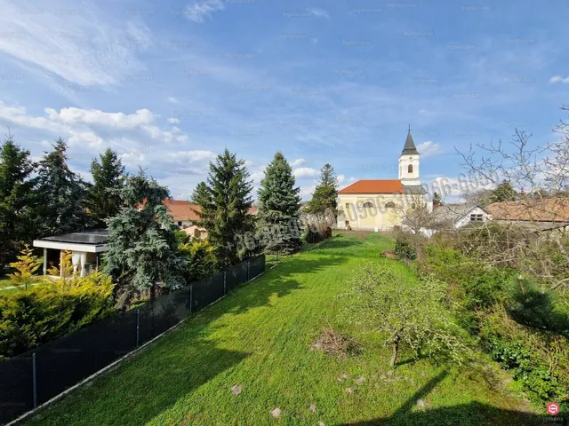 Eladó ház Velence, Ófalu 170 nm