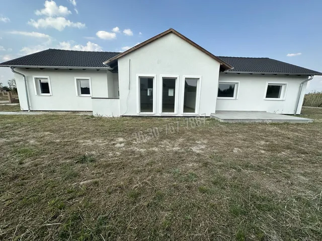 Eladó ház Ráckeve 112 nm