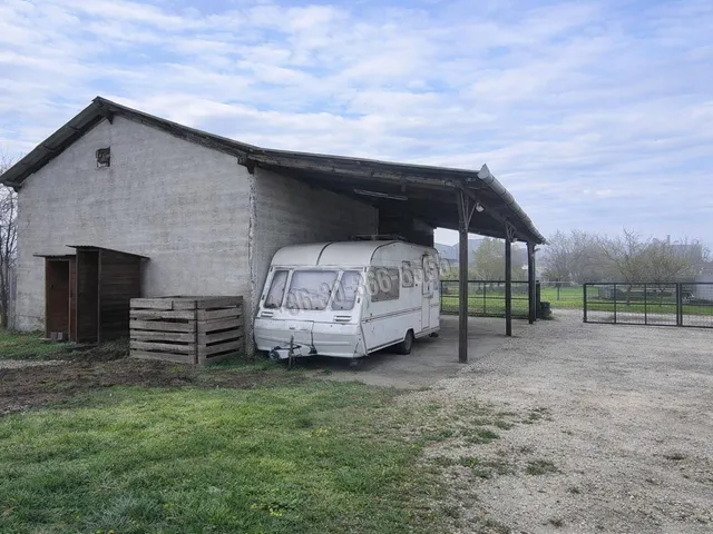 Kiadó kereskedelmi és ipari ingatlan Alsónémedi 100 nm