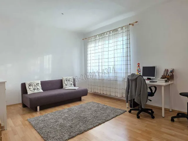 Eladó ház Velence, Ófalu 214 nm