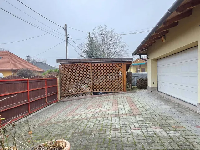 Eladó ház Dunavarsány 250 nm