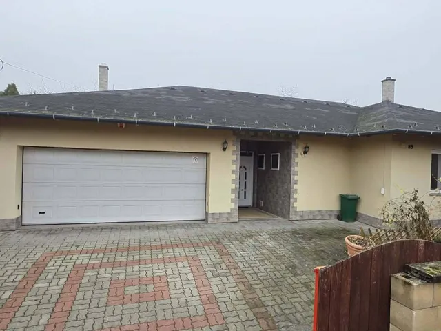 Eladó ház Dunavarsány 250 nm