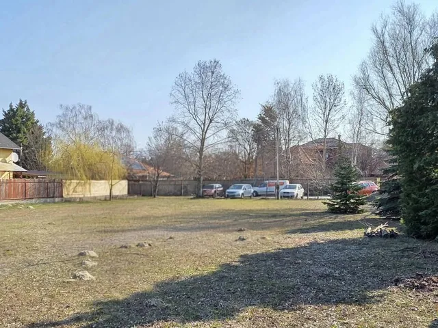 Eladó telek Tököl 1480 nm