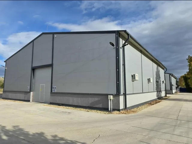 Kiadó kereskedelmi és ipari ingatlan Dunavarsány 500 nm