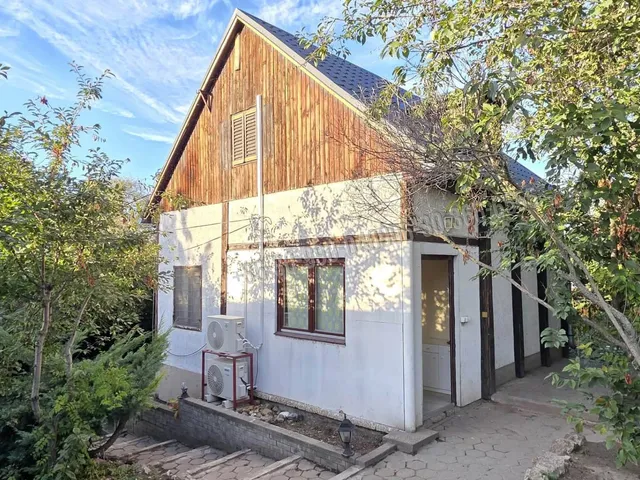Eladó nyaraló Dunaharaszti, Paradicsomsziget, Búzavirág sor 72 nm