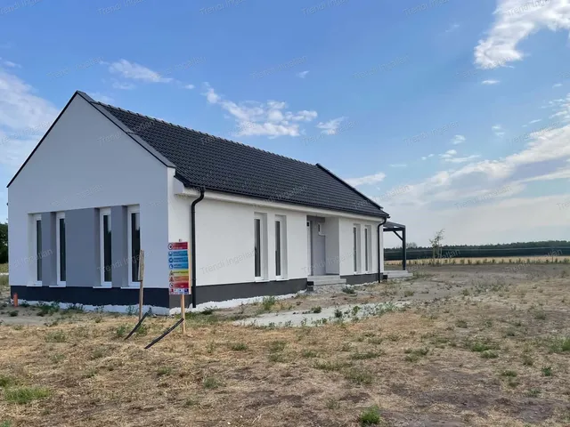 Eladó ház Nagyszentjános 84 nm