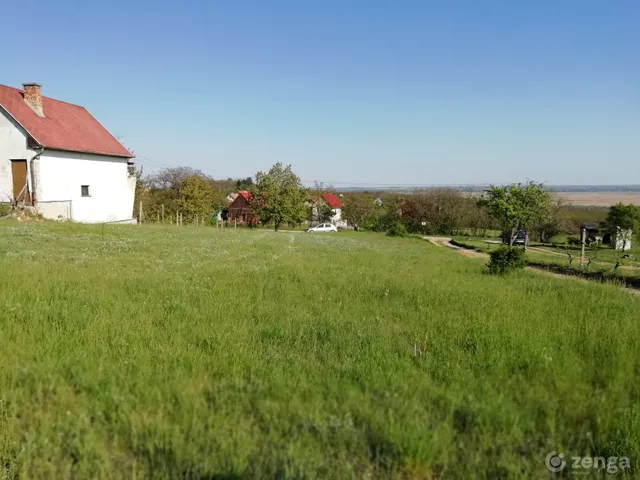 Eladó telek Pákozd, Ibolya utca 2000 nm