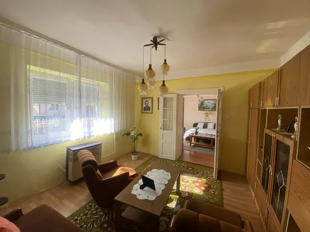 Eladó ház Sényő 85 nm