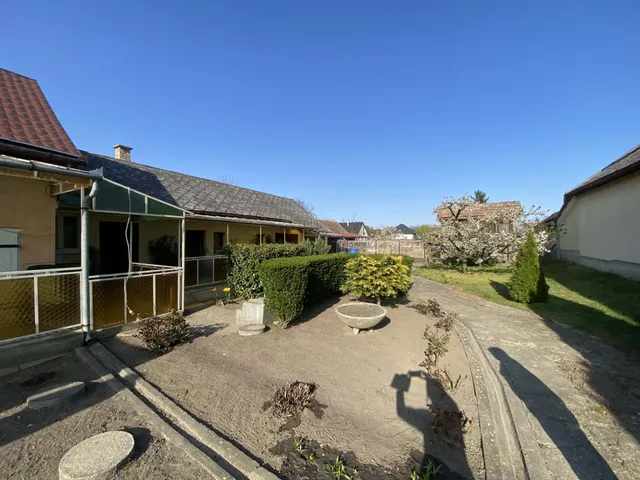 Eladó ház Sényő 85 nm