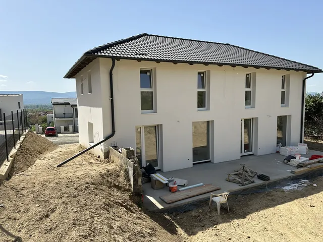 Eladó ház Vác 90 nm