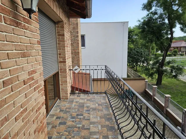 Eladó ház Simontornya 180 nm