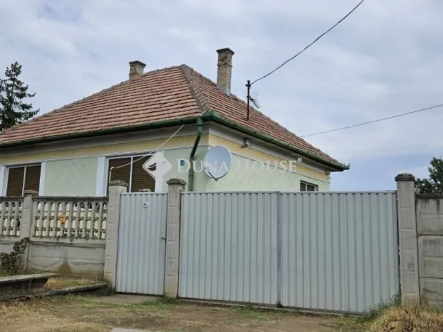 Eladó ház Kóka 97 nm