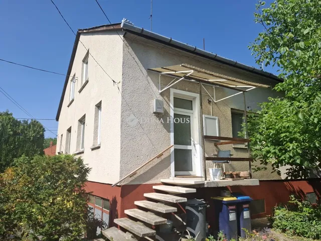 Eladó ház Budapest XVIII. kerület 136 nm