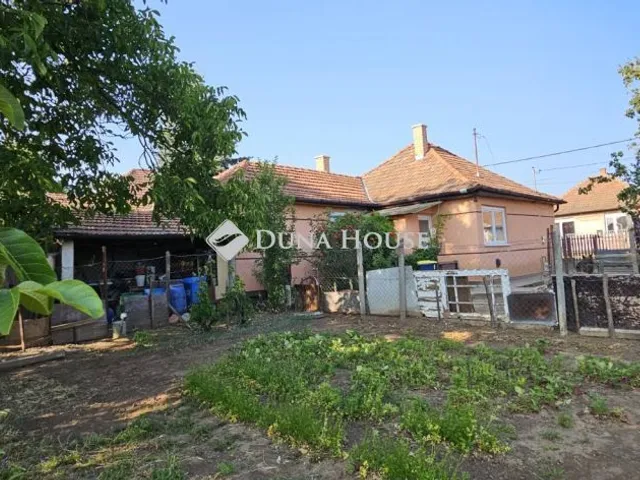 Eladó ház Ecséd 87 nm