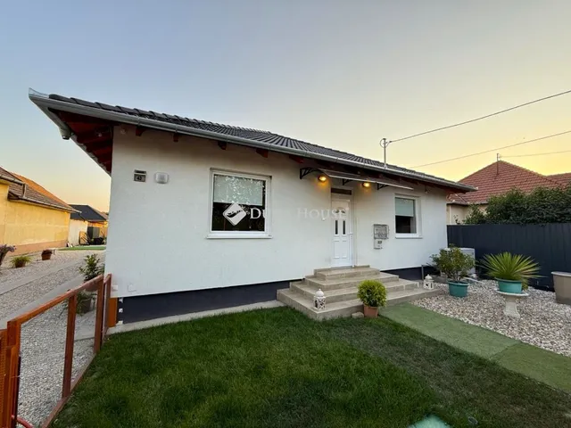 Eladó ház Kóka, Új utca 119 nm