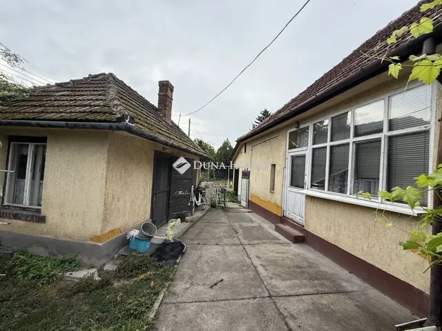 Eladó ház Dunavecse, Báthori István utca 91 nm