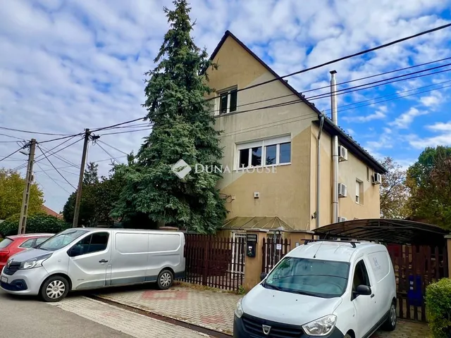 Eladó ház Gyál 225 nm