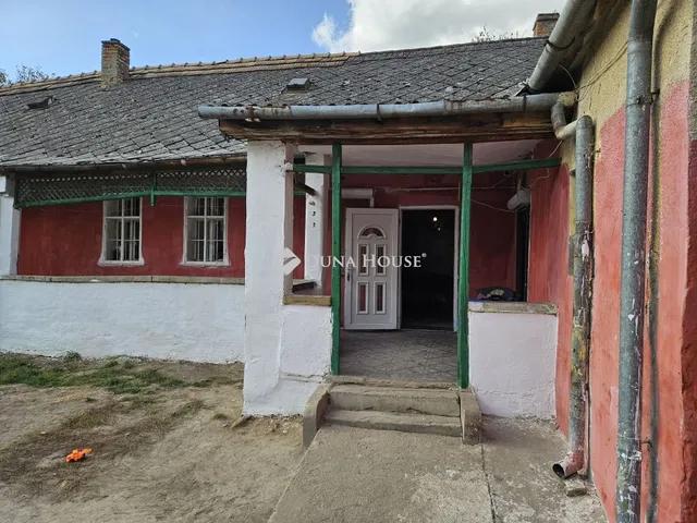Eladó ház Mezőkomárom 105 nm