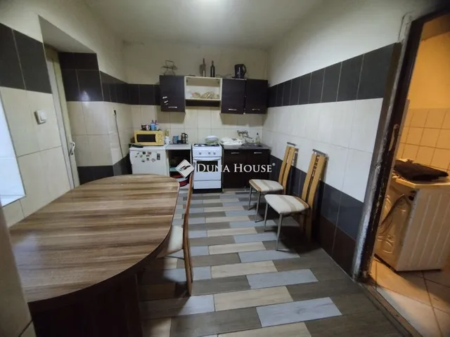 Eladó ház Alap, Honvéd utca 92 nm