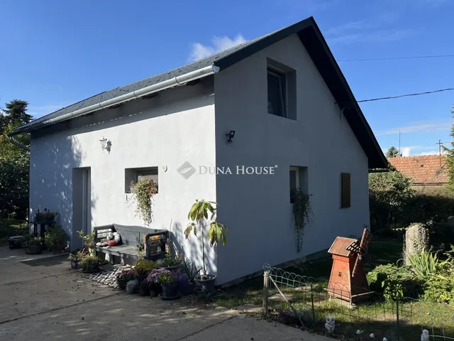 Eladó ház Erdőkertes 93 nm