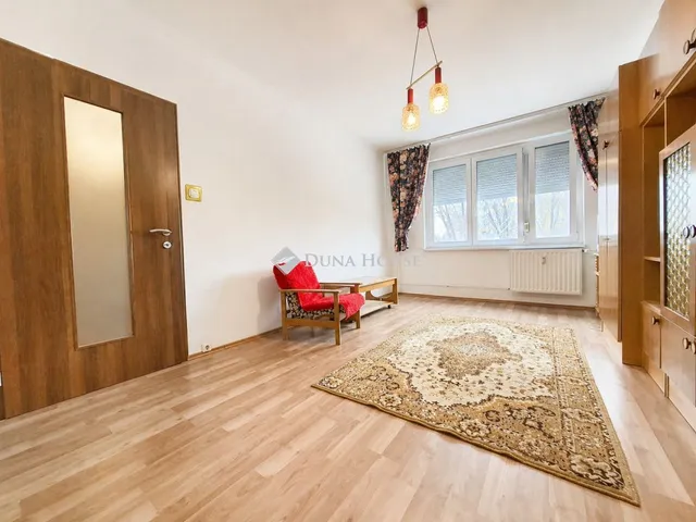 Eladó lakás Dunaújváros 47 nm