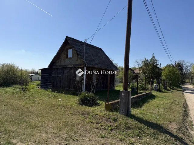 Eladó telek Kóka 1457 nm