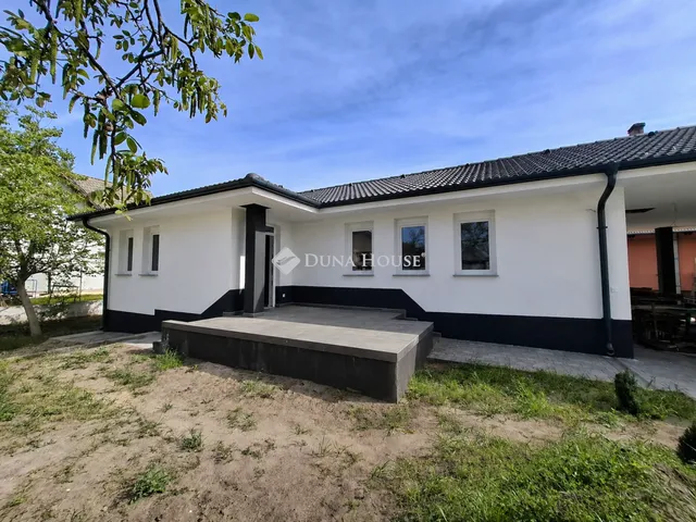 Eladó ház Gyál 88 nm