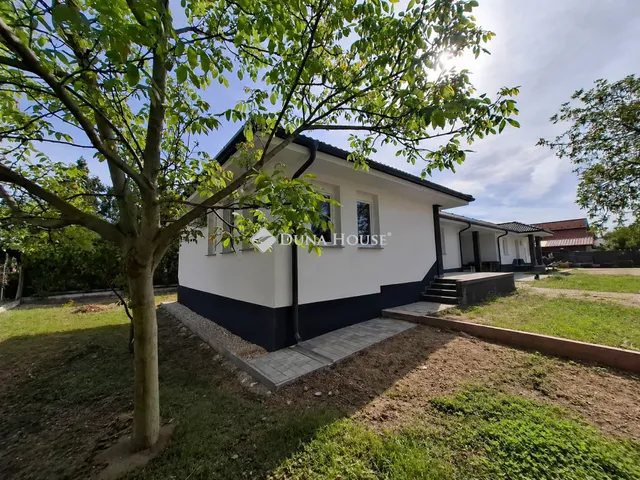 Eladó ház Gyál 88 nm