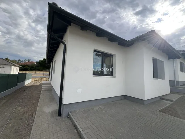 Eladó ház Őrbottyán 91 nm