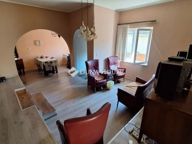 Eladó lakás Bicske 116 nm