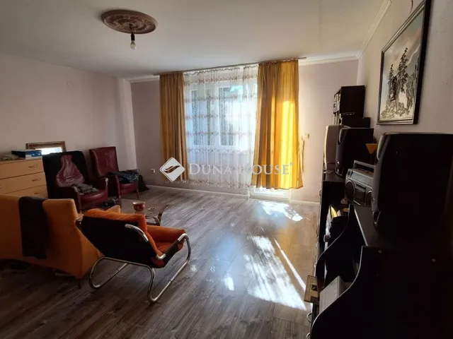 Eladó lakás Bicske 116 nm