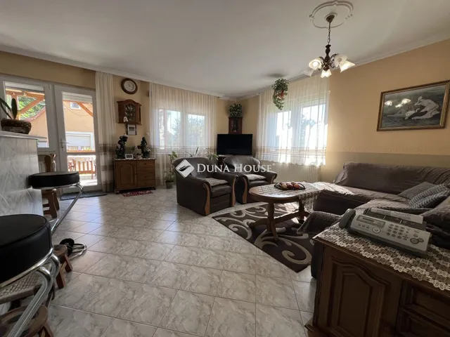 Eladó ház Maglód 268 nm