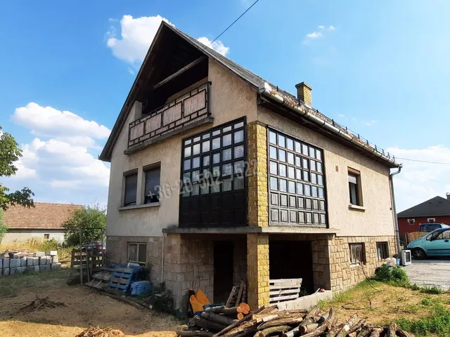 Eladó ház Csörög 120 nm