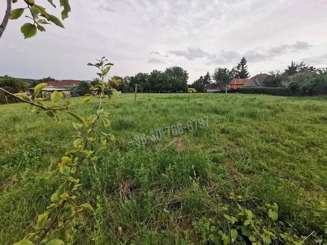 Eladó telek Kosd 1208 nm