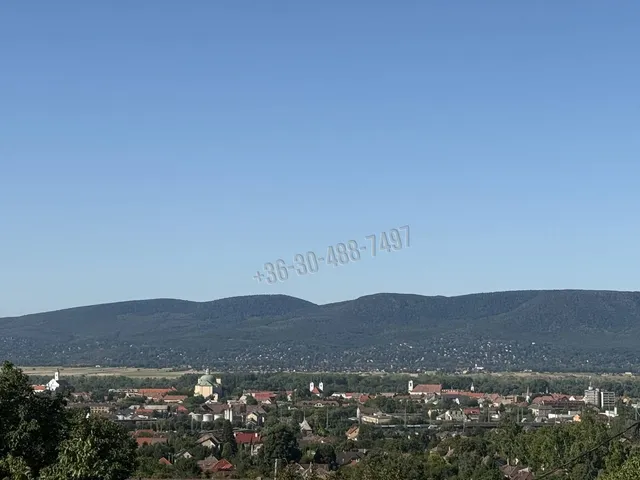 Eladó ház Vác, Deákvár 132 nm