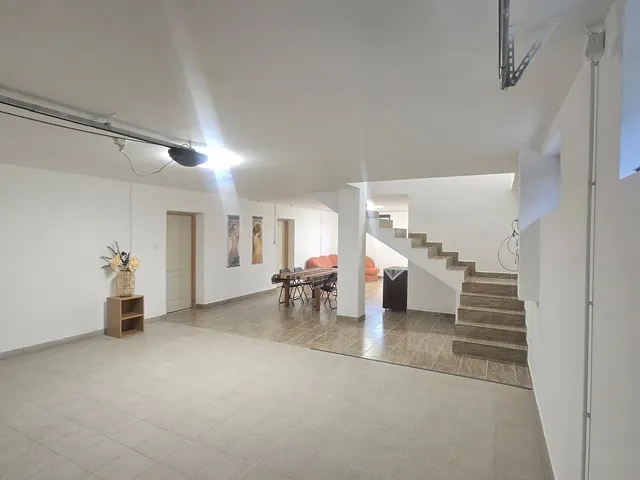 Kiadó kereskedelmi és ipari ingatlan Göd, Felsőgöd 114 nm