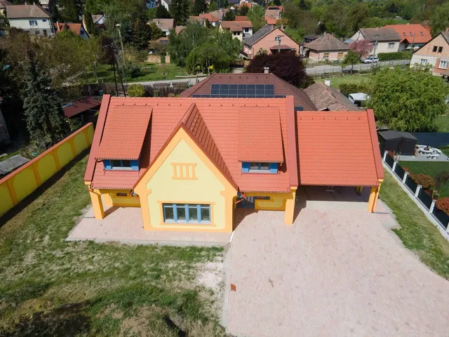 Eladó ház Verőce 253 nm