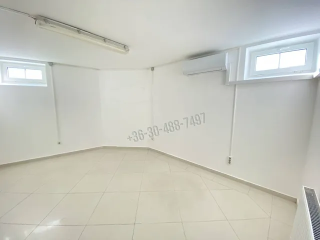 Kiadó kereskedelmi és ipari ingatlan Vác, Belváros 37 nm