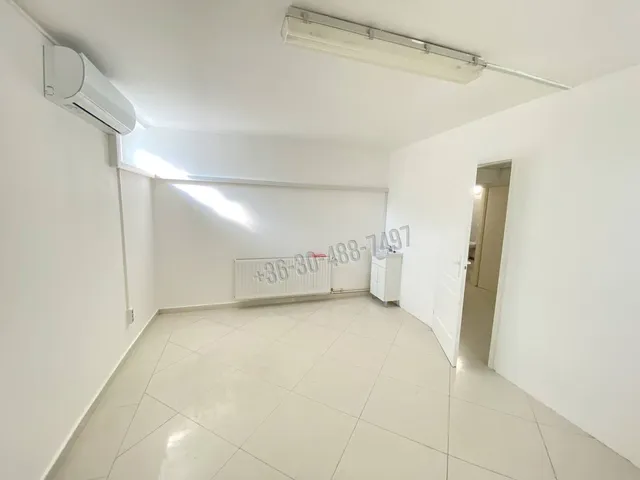 Kiadó kereskedelmi és ipari ingatlan Vác, Belváros 37 nm