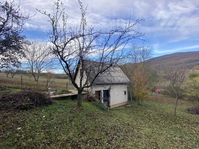 Eladó nyaraló Vác 25 nm