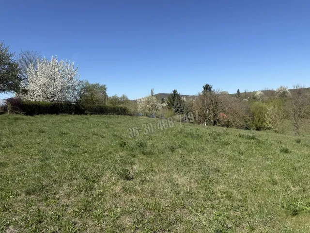 Eladó telek Vác 5313 nm