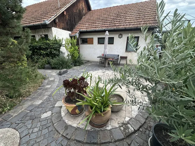 Eladó ház Sződliget 230 nm
