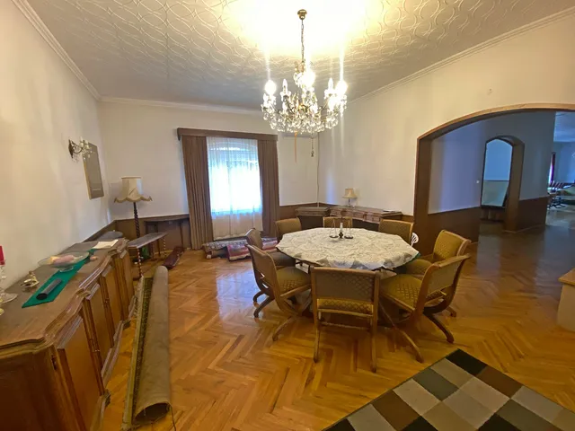 Eladó ház Jánoshalma 300 nm
