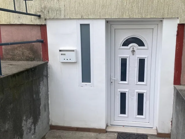 Eladó kereskedelmi és ipari ingatlan Kiskunhalas 74 nm